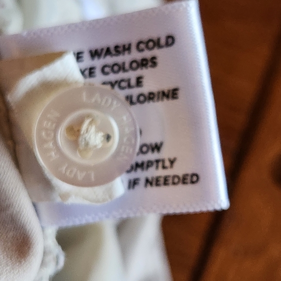 Lady Hagen golf shorts Size 14 Color light khaki - Picture 11 of 13